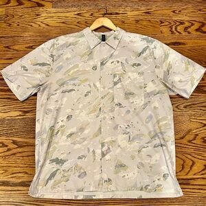 Lululemon Airing Easy Camp Collar Shirt EUC